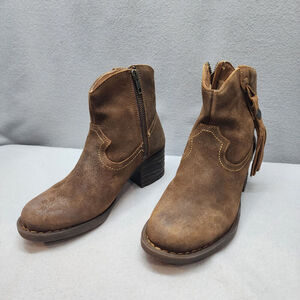 Born Alondra‎ Brown Suede Women's Western Tassle Booties Sz 6 - NWOB